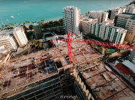 Esta parte do site tem uma imagem identica a imagem do slide principal que leva ao youtube porém menor no tamanho de 190 pixels de altura por 145 pixels de largura.